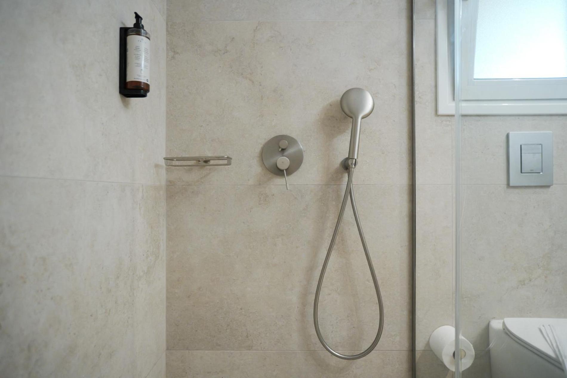 نافبليو Villa Vivari Suites المظهر الخارجي الصورة