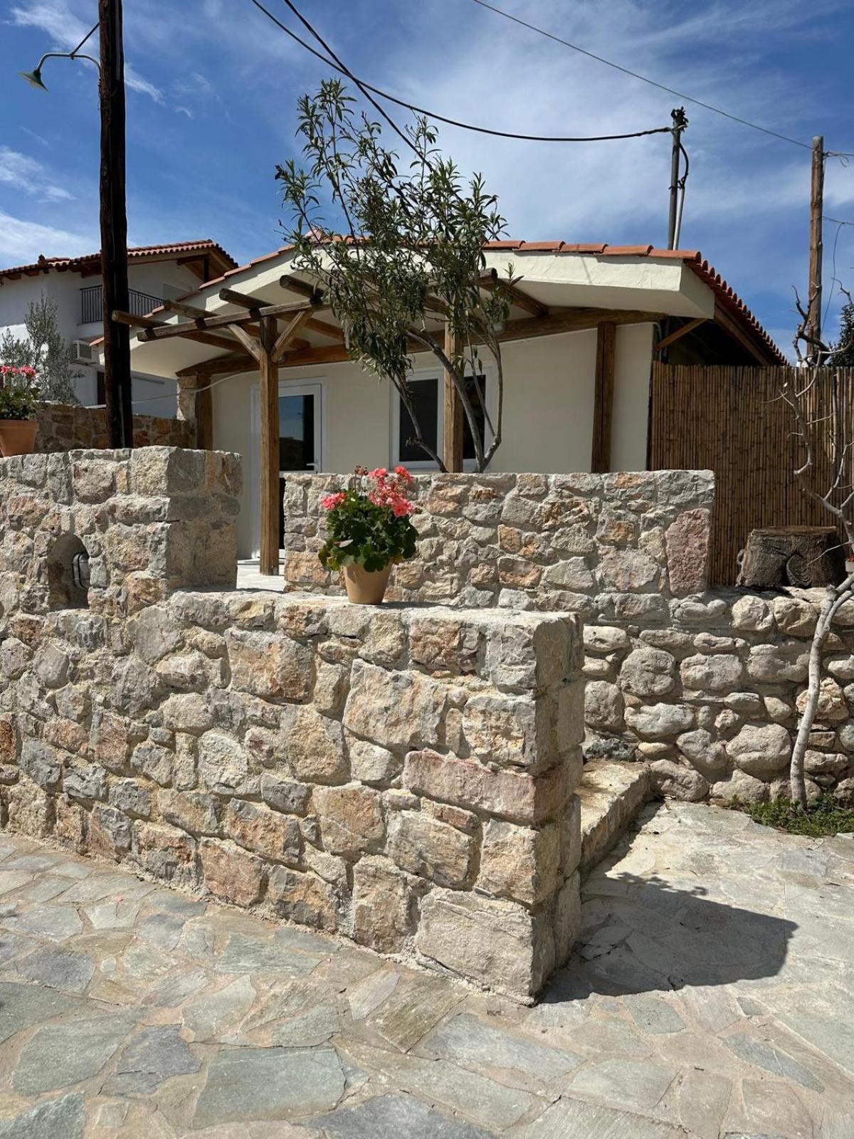 نافبليو Villa Vivari Suites المظهر الخارجي الصورة