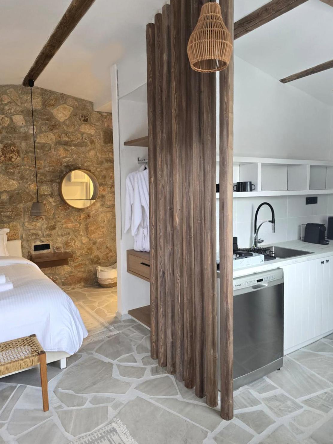 نافبليو Villa Vivari Suites المظهر الخارجي الصورة